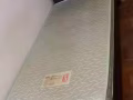 现甩卖单人床和床垫，双人床和床垫，冰箱,衣柜,加微信号gf2006415