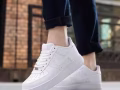 全新的Nike Air Force 纯白正品 小白鞋