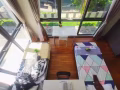 花拉公園超大主人房，L型大飄窗，視線採光都好，安靜，環境一流，可住2人，包水電網