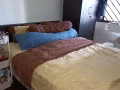 5月头入住的主人房，巴士2个车站到欧南圆地铁站，走路3分钟就有巴士站，非常方便