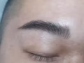 新加坡 :男生纹眉，男士仿生线条眉（家庭式服务Eyebrows embroidery ）