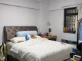 BoonLay文礼地铁站商场对面，普通房招1人或2人，9月10入住，可报地址，欢迎提前预约看房。