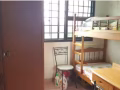 牛车水地铁站附近，有一个女性上铺床位出租 (两人间)，本屋合法地址。