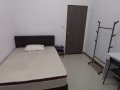 全面禁烟 ~ (120 平方尺)两冷气房有窗户在沈氏道芽笼23巷私人店屋WalkupApartment (阿裕尼地铁站）